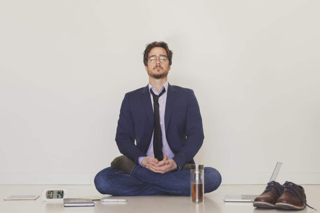 4 exercices de méditation pour améliorer votre concentration au travail