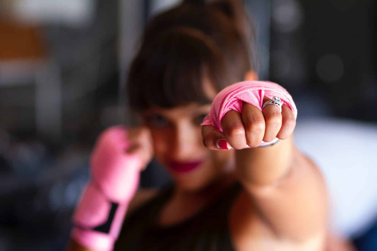 Pourquoi les cours de Just Boxing intéressent de plus en plus les femmes ?