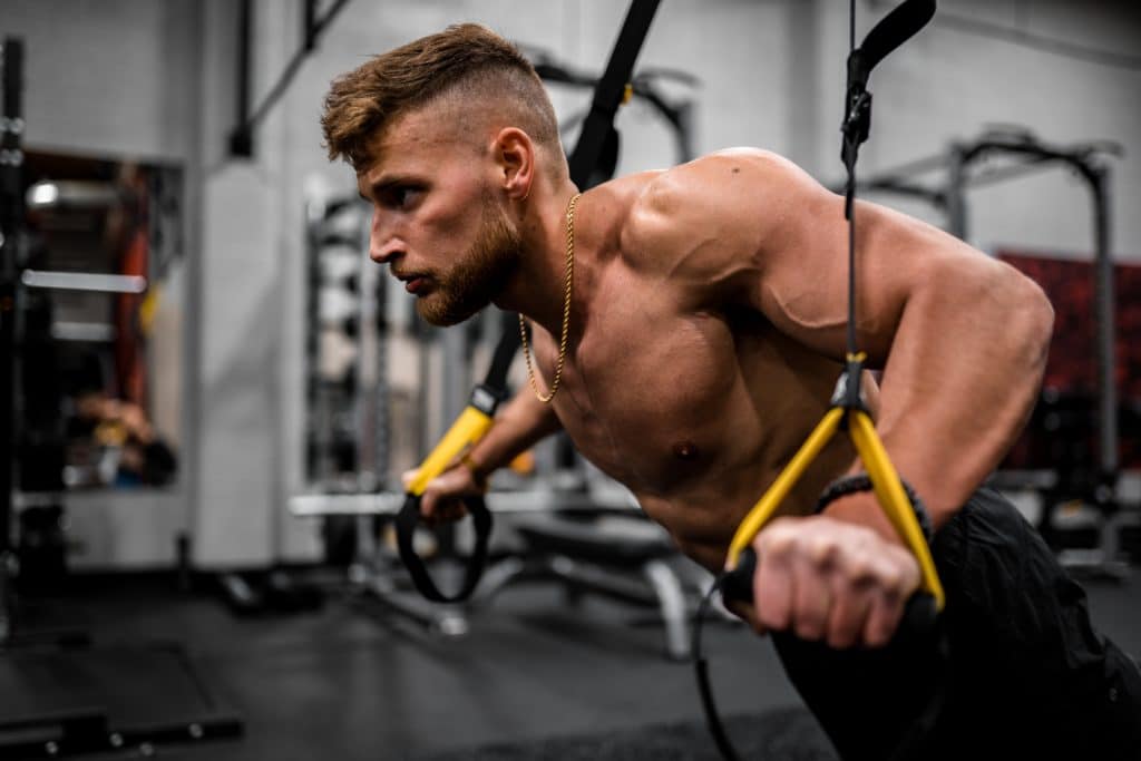 Les séances de TRX pour s’entraîner avec le poids du corps