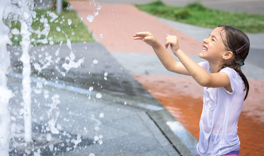 Se dépenser par temps de chaleur avec ses enfants