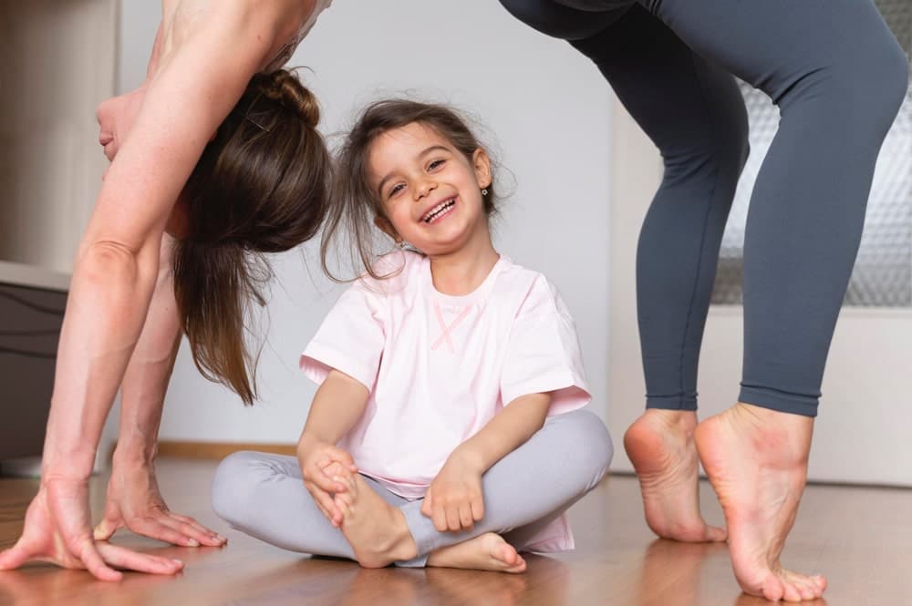 Des séances de sport à faire à la maison avec vos enfants