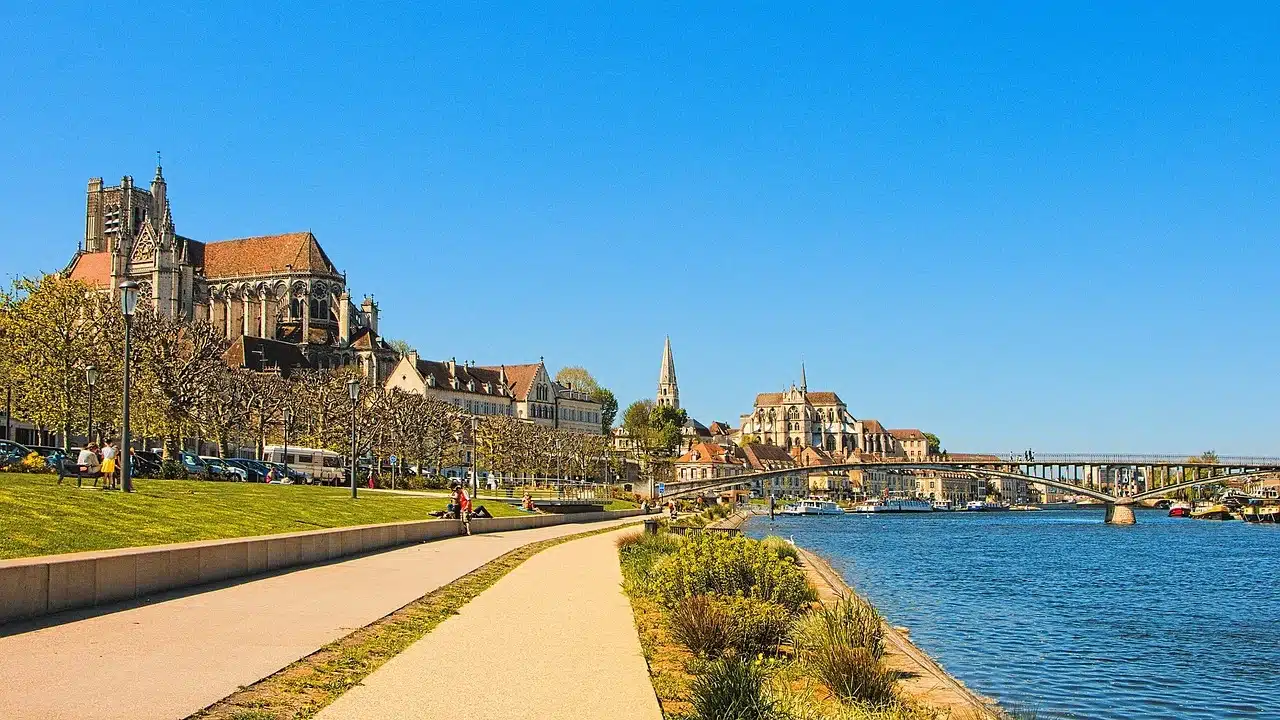 Ville d'Auxerre dans l'Yonne