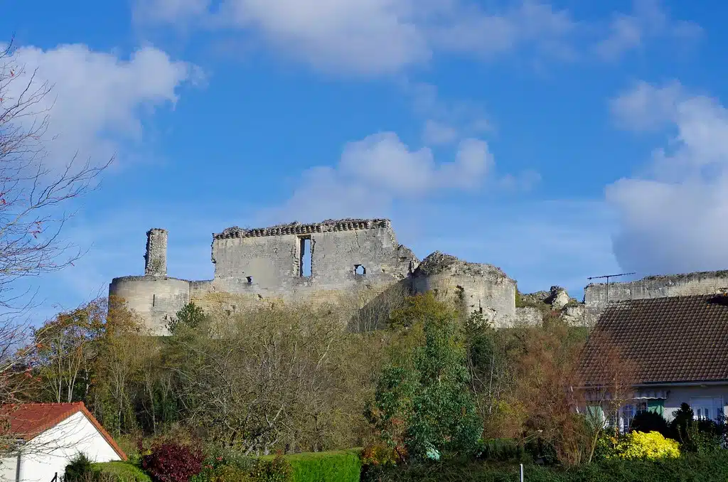 coucy le château auffrique dans l'aisne