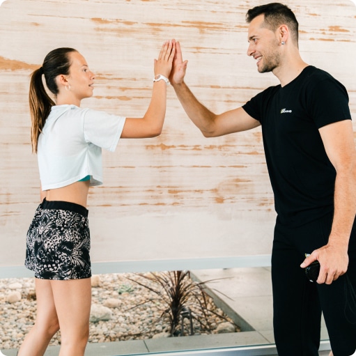 Former ses collaborateurs sur les gestes et postures ainsi que la QVCT